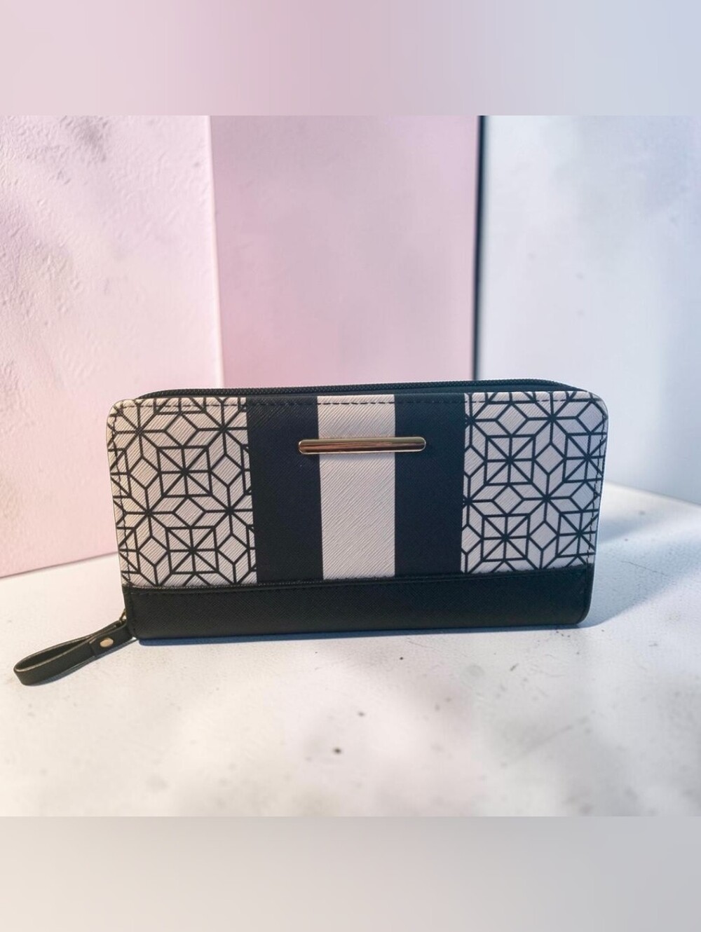 Geometric Black & White Zip-Around Wristlet Wallet Clutch | Gold-Tone Accent